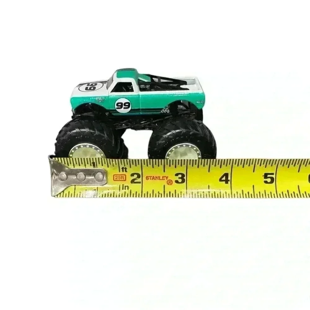 Monster Jam Hot Wheels Monster Truck: Die Cast Pure Muscle Truck - Picture 7 of 7